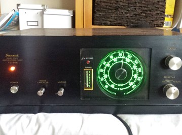 Vintage Sansui TU-666 Tuner from 70s in great condition