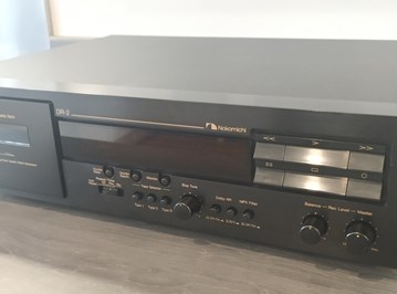 Nakamichi DR-2 Cassette Deck separate